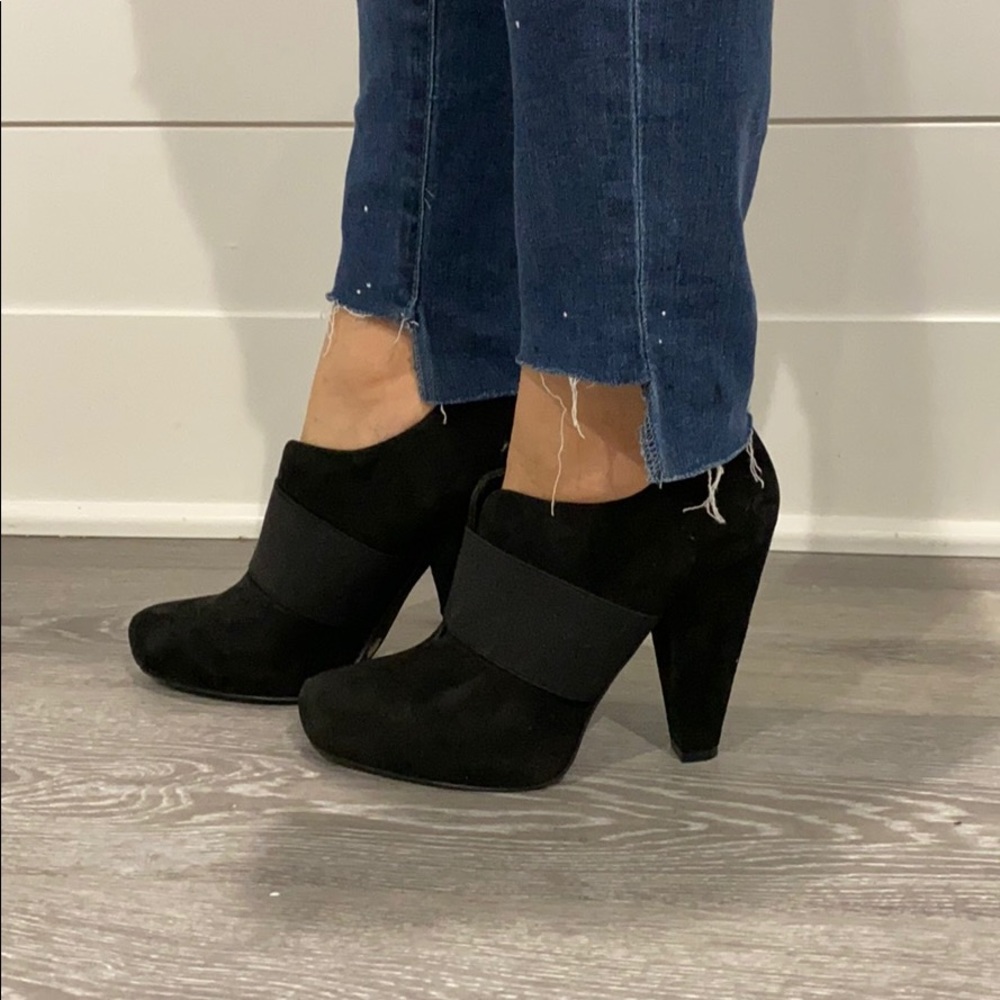 Jessica Simpson suede booties